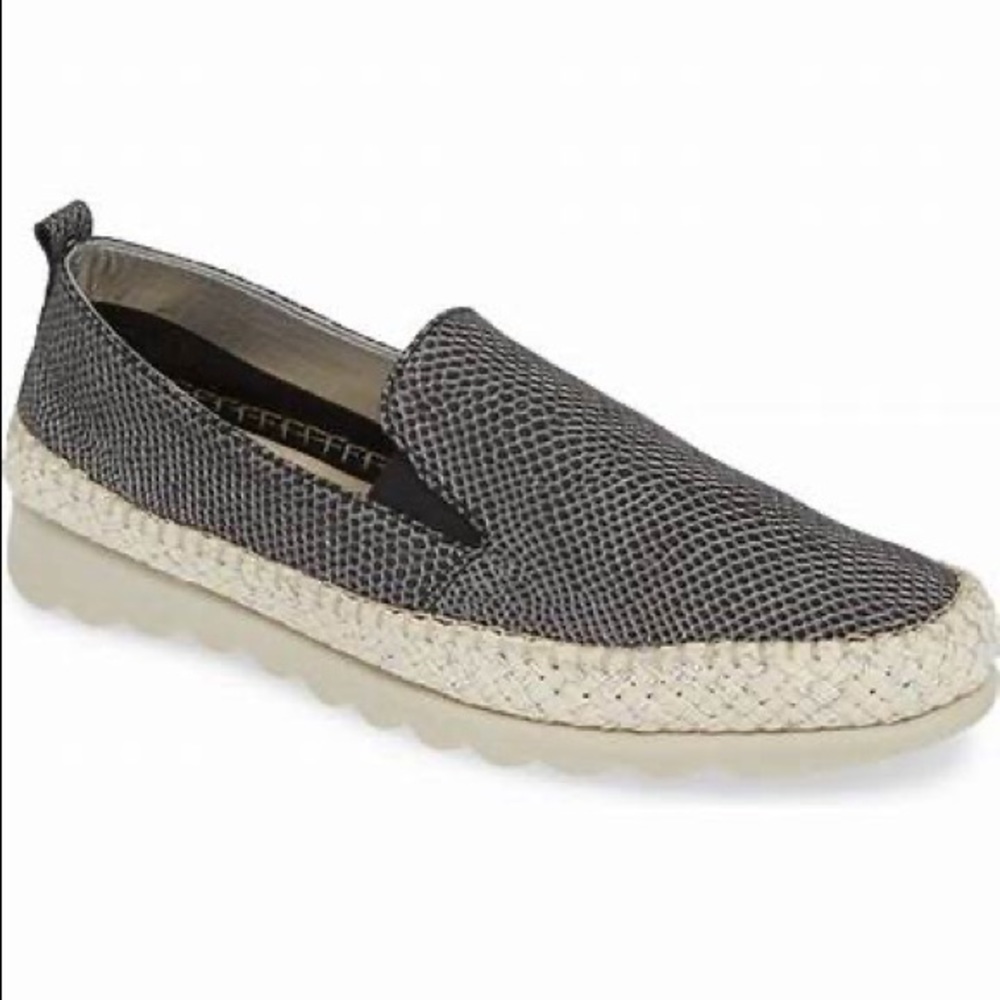NEW The Flexx Chappie Milos 7 1/2